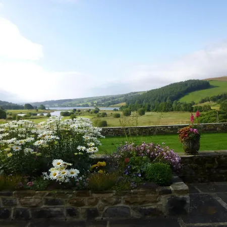 Relaxing Getaway, With Outstanding Views