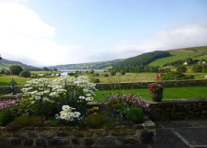 Relaxing Getaway, With Outstanding Views